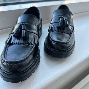 Black never worn Steve Madden loafers
